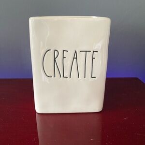 Rae Dunn pencil holder
